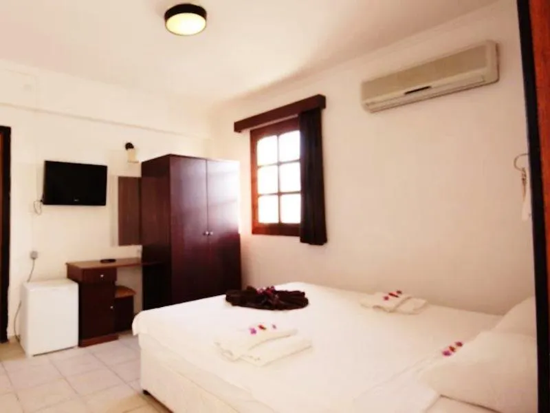 Golden Sunset Hotel Turgutreis